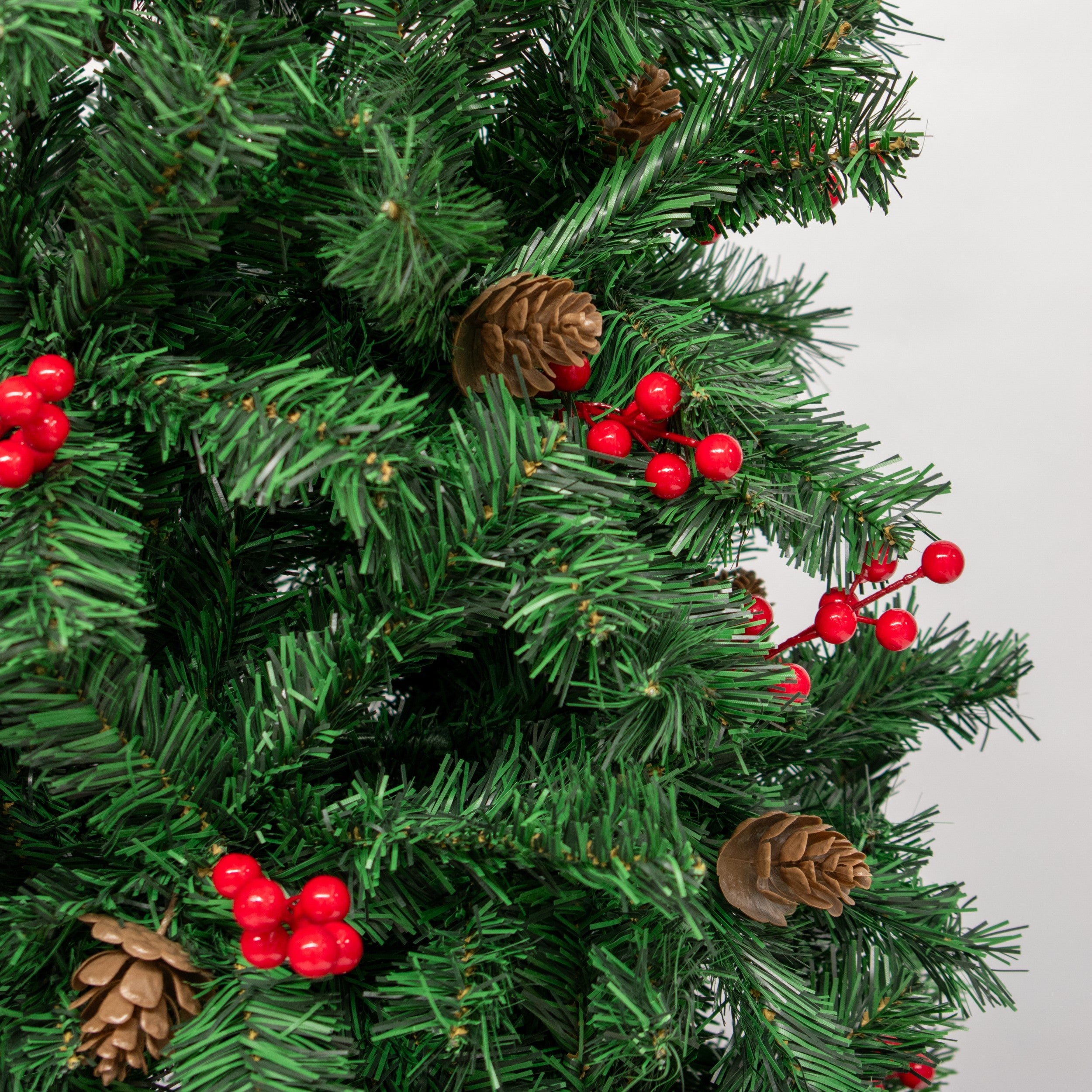 Adorno Árbol Navidad Con Guindas Piñas Decorado Pascua 2.10m