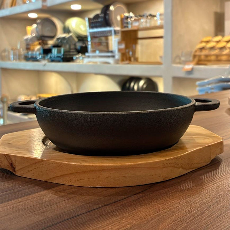 Sarten Hierro Fundido Antiadherente con Asas y Base de Madera