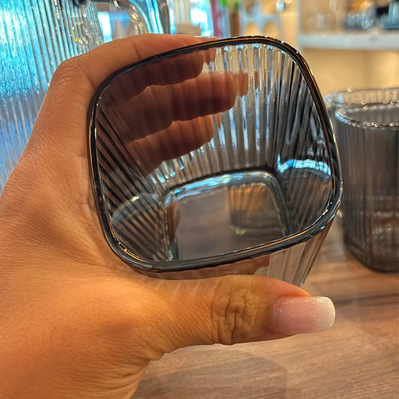 Juego de Jarra De Vidrio Moderna Con Tapa y 6 Vasos Diseño Acanalado