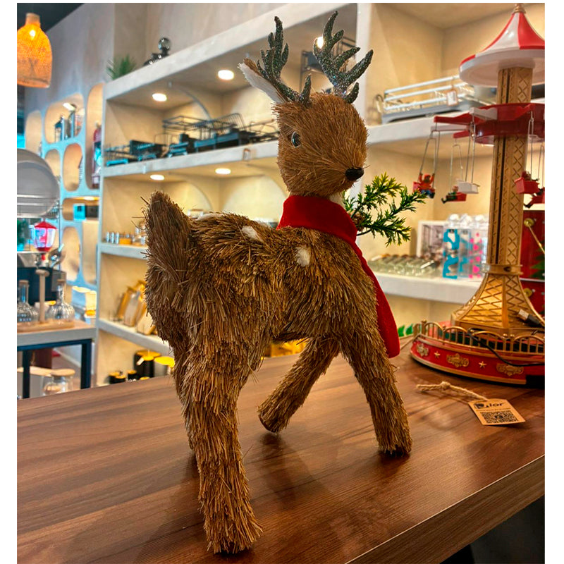 Adorno De Navidad Muñeco Reno Con Piñas Decoracion Navideña Reno