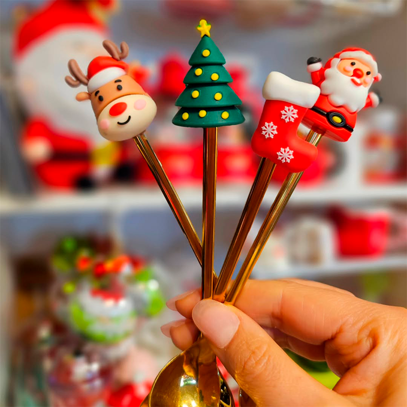 Set 4 Cubiertos Navideños Cuchara Y Tenedor Decoración Mesa Surtido