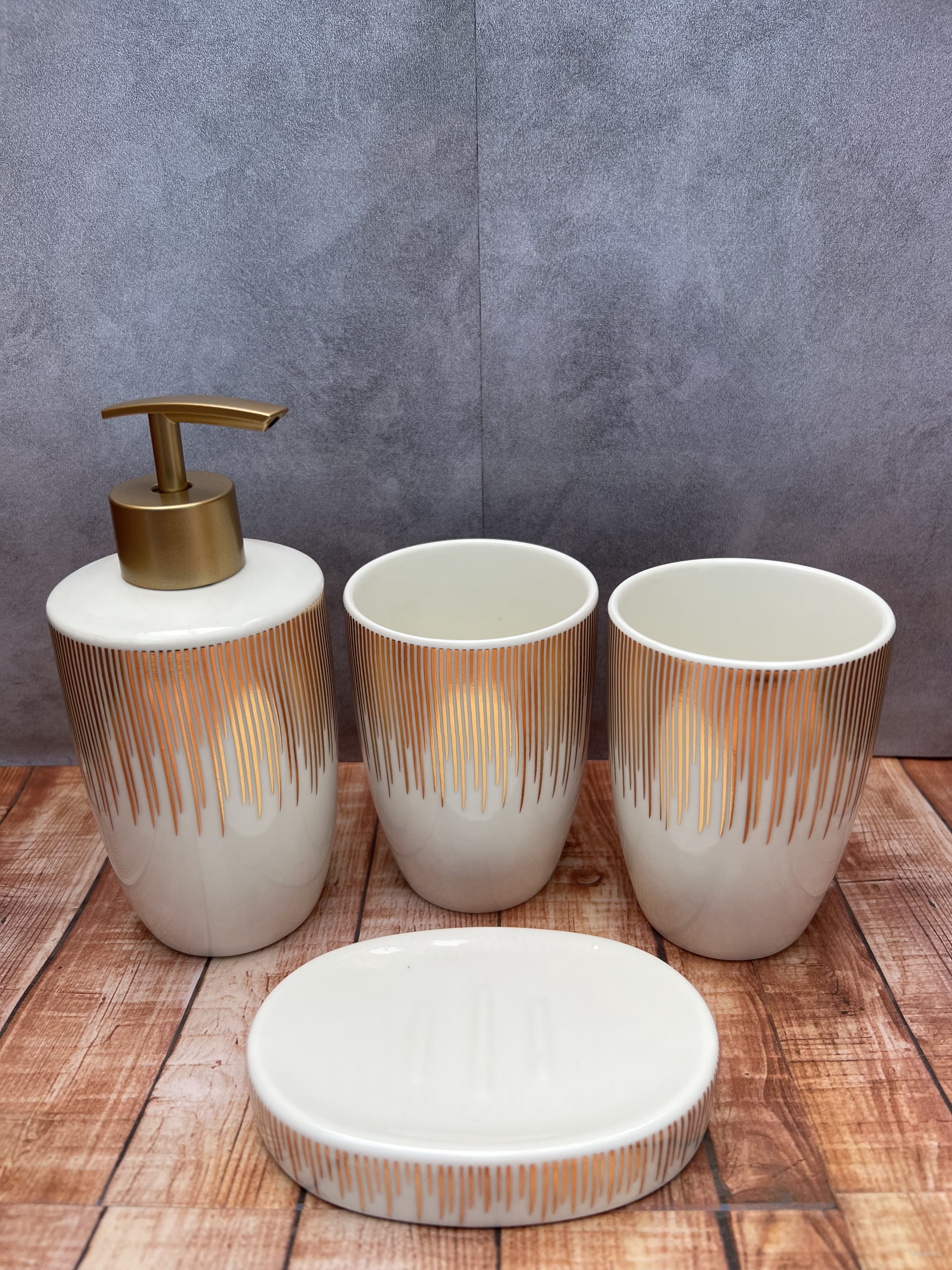  JIWEIMO Juego de 4 accesorios de baño de cerámica