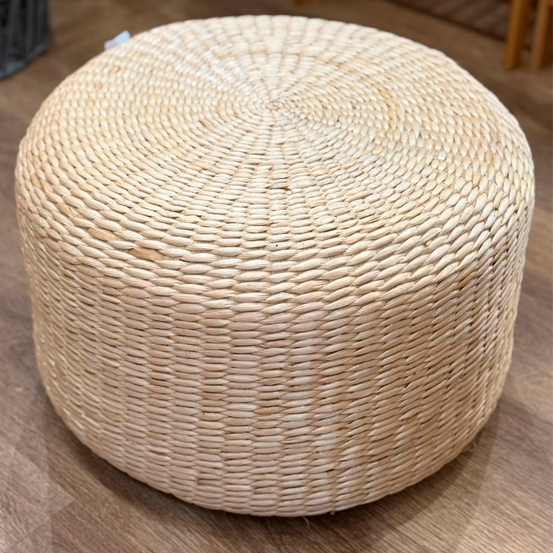 Puff de Rattan Fibra Natural 43x27cm Crudo