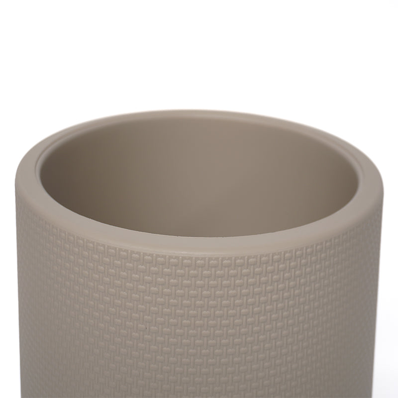 Macetero De Plastico Grande Wakeshome Ancho 30cm Alto 47cm